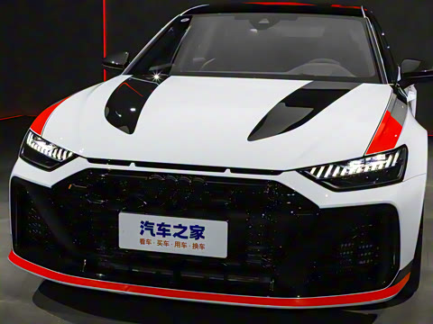 2025�� RS 6 Avant GT