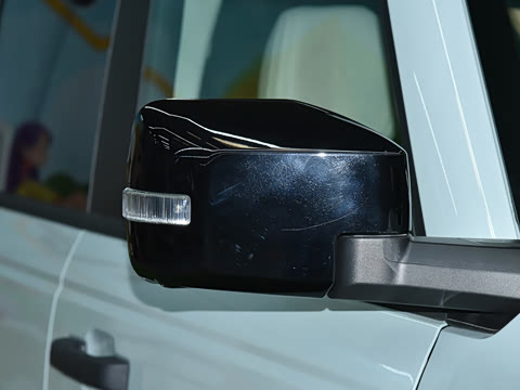 2025�� 2.3T ����SV7 ��Ұ��