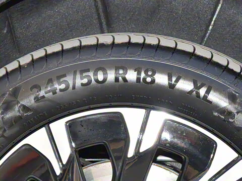 2025�� 2.0T V�������ֵ������