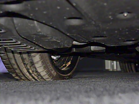 2024�� �Ŀ� AMG C 43 4MATIC ���нγ� �ر��