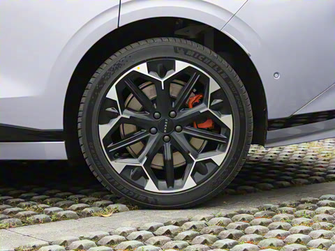 2025�� �����������Ǽݰ� 100kWh