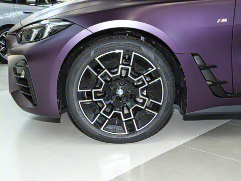 2024�� 430i Gran Coupe M�˶���ҹ��װ