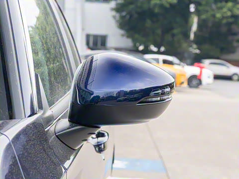 2025�� 240TURBO CVT ��ȤPlus