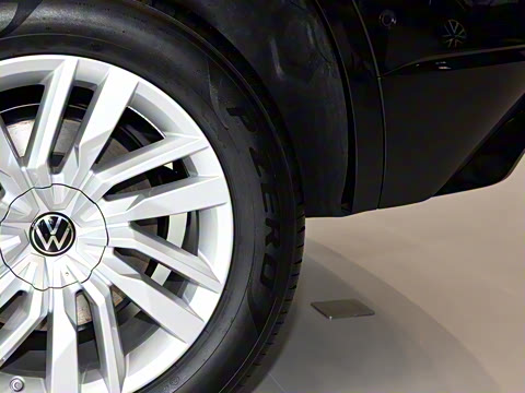 2025�� 2.0TSI ��Ӱ��