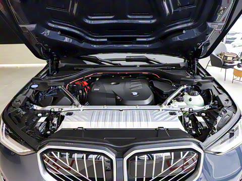 2025�� xDrive30L ������ M�˶���װ