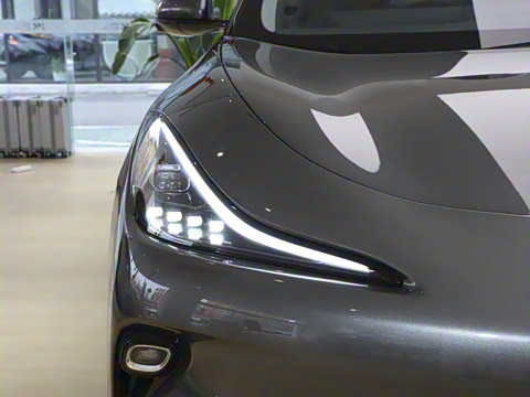 2025�� ����������������