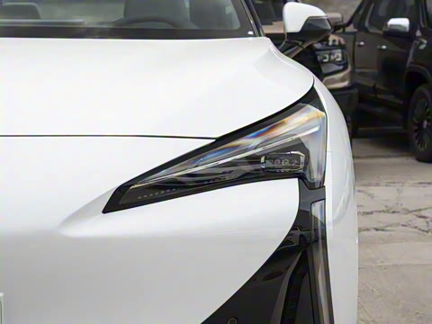 2025�� 560MAX 185kW