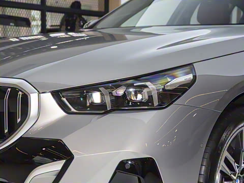 2025�� 530Li ������ M�˶���װ