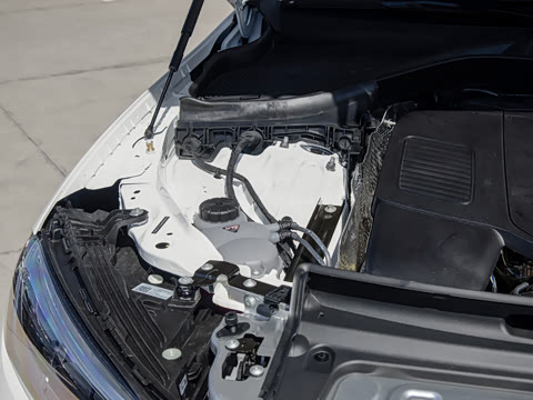 2025�� �Ŀ� GLC 300 L 4MATIC ������ 5��