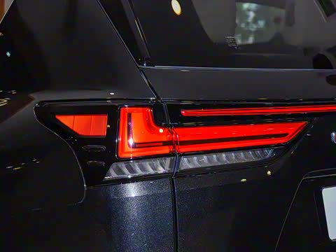 2025�� 700h ����