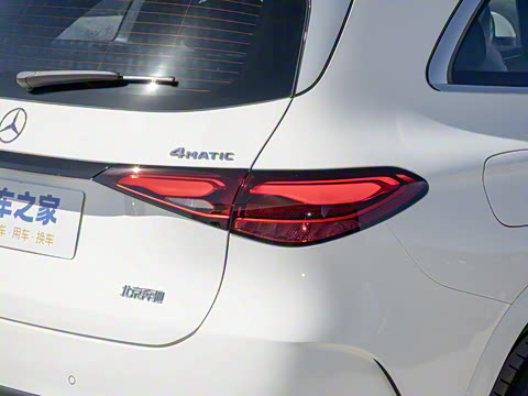 2025�� �Ŀ� GLC 300 L 4MATIC ������ 5��