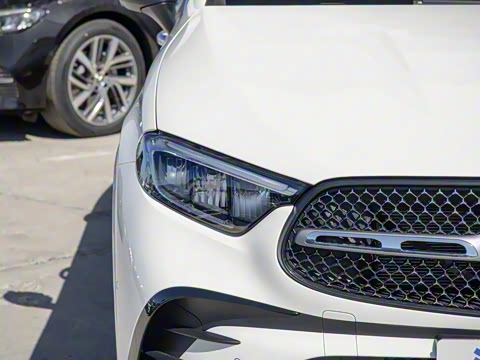 2025�� �Ŀ� GLC 300 L 4MATIC ������ 5��