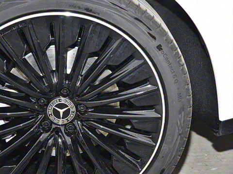 2025�� E 300 �������˶���