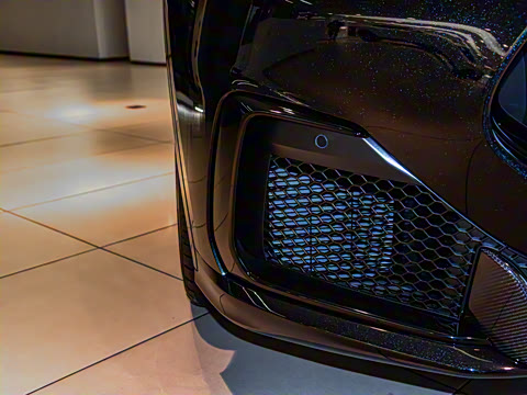 2023�� 3.0T Trofeo