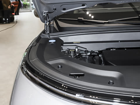 2025�� Ultra ���ܻ��°�