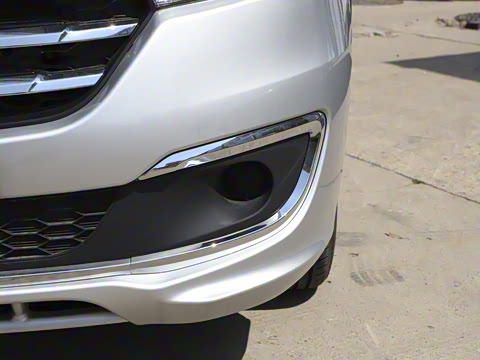 2025�� 1.8L �ֶ������ 5��