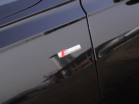 2025�� 40 TFSI ����������