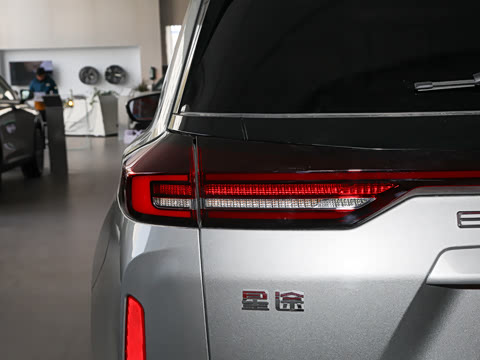 2025�� 400T ������ҫ�� 7��