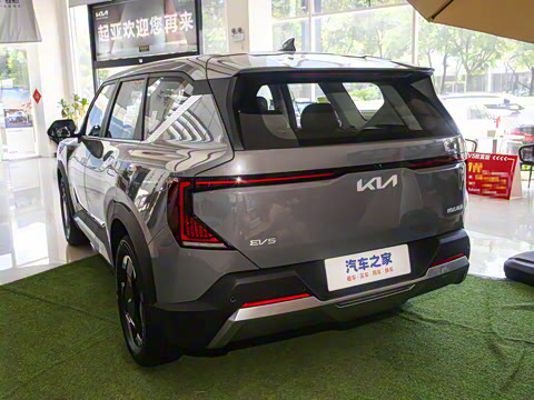 2025�� 530 Light