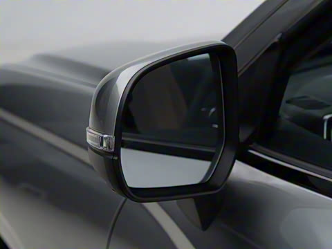 2025�� 2.0T�Զ�������Ӣ�� ����