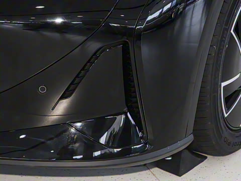 2025�� 560PRO 185kW