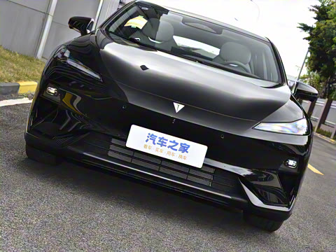 2025�� 230UltraǬ���Ǽ�ADS SE���̰�