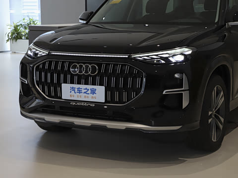 2025�� 40 TFSI quattro ����� ������װ 7��