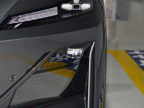 2025�� 215Max ��ΪǬ���Ǽ�ADS SE���̰�