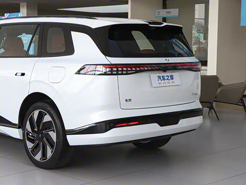 2025�� 210Ultra���̰� 6��