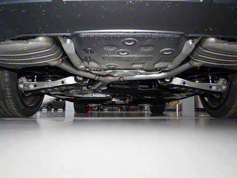 2025�� 200���������� 40 TFSI ����������