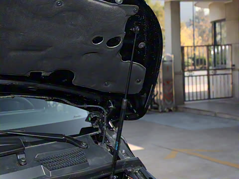 2025�� 2.0T ��Ӱ