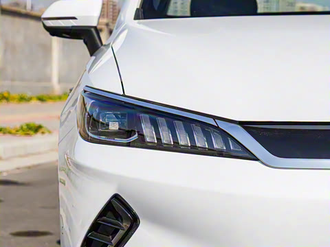 2025�� EV �Ǽݰ� 510KM������