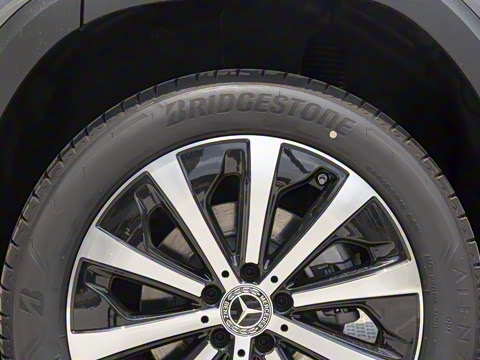 2025�� GLB 220 ʱ����