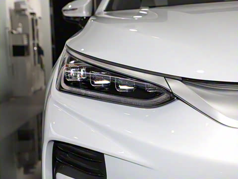 2024�� EV ��ҫ�� 635KM �����콢��