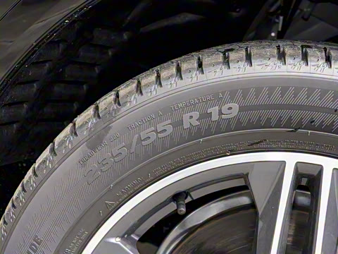 2025�� quattro 45�����ذ� 40 TFSI ʱ����