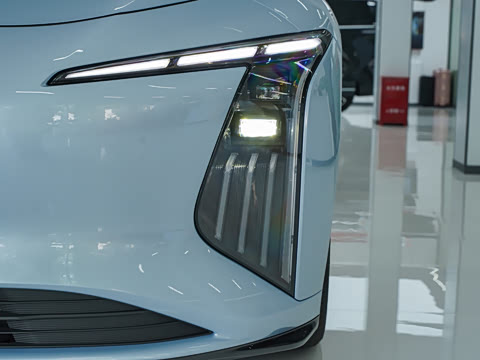 2025�� 555���˰�