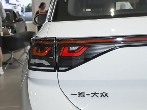 2025�� �Ŀ�� 300TSI DSG�����ǹ��