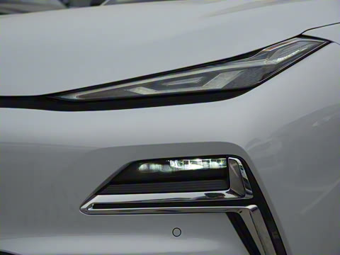 2025�� 130km EM-i ������