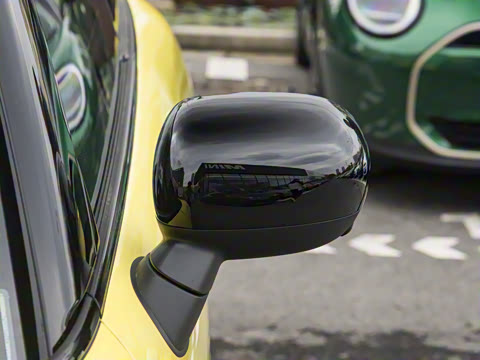 2025�� JOHN COOPER WORKS