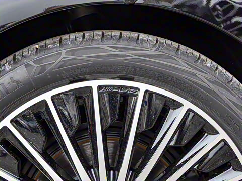 2025�� CLE 260 ���ܳ�