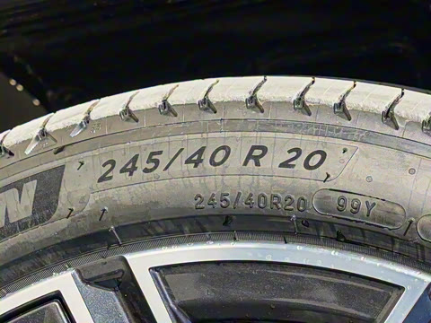 2025�� 530Li ������ M�˶���װ