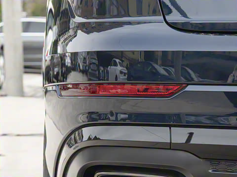 2024�� 55 TFSI ����������