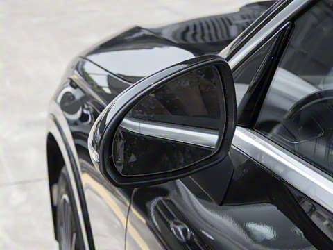 2025�� �Ŀ� GLC 300 L 4MATIC ������ 5��