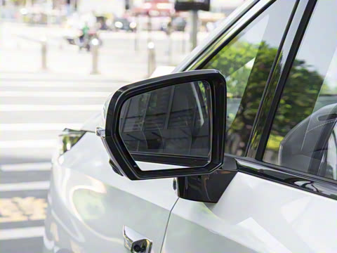 2025�� Ǭ��ϵ�� Ultra ͷ�Ȳ�