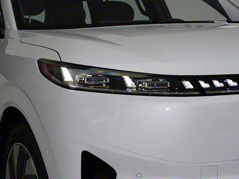 2025�� 210Max���Ȱ� 6��