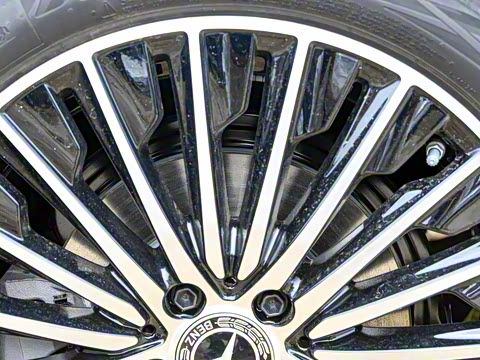 2025�� CLE 300 4MATIC �����ͽ��ܳ�