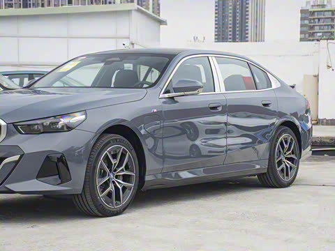 2024�� eDrive 35L M�˶���װ