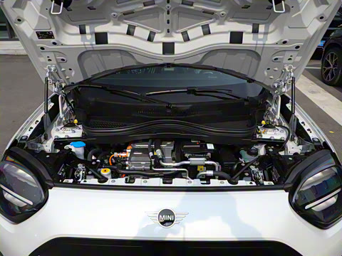 2024�� E ������