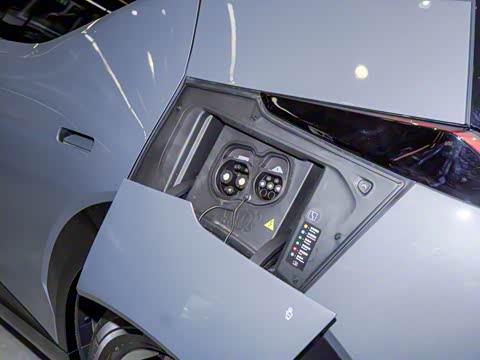 2025�� ����������