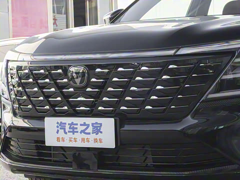 2025�� ���Ĵ� UItra 2.0T ������ �ǻ۾�����